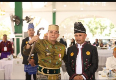 Tampilkan Kekayaan Budaya, Hari Jadi ke-22 Tanah Bumbu Pukau Masyarakat dan Tamu Undangan