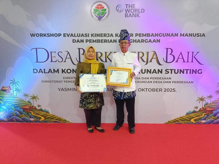 Desa Lokgabang Raih Peringkat 1 Nasional Desa Berkinerja Baik dalam Pencegahan Stunting