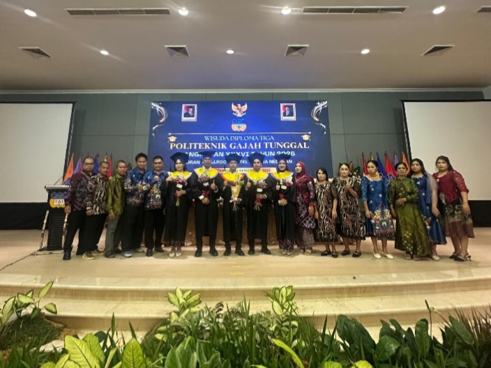 PT Pelsart Antarkan 5 Putra Daerah Lulus Politeknik Gajah Tunggal