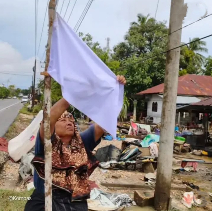 Krisis Pasca Bencana, Warga Aceh Kibarkan Bendera Putih