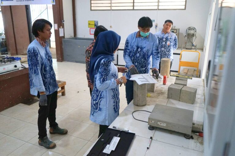 Laboratorium Bahan Konstruksi Kalsel Miliki Teknisi Bersertifikat Internasional ACI