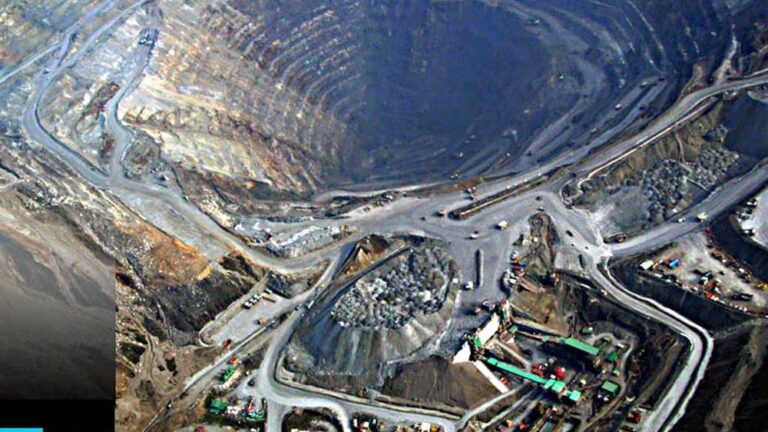 Prabowo Bertemu Bos Freeport di Washington, Freeport Siap Tambang Hingga Puluhan Tahun Lagi