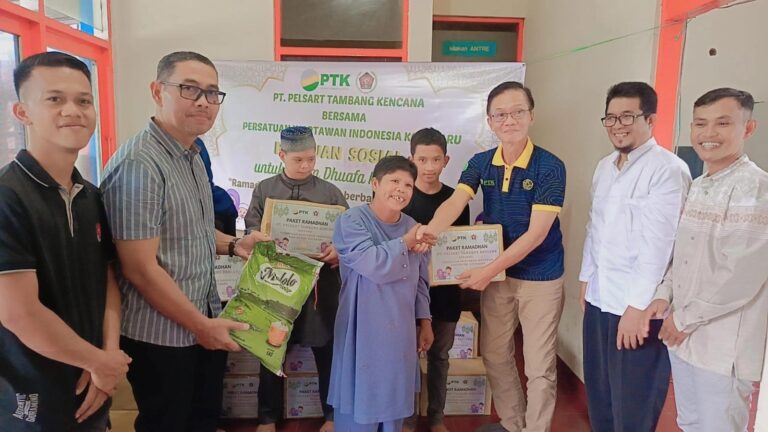 PTK dan PWI Kotabaru Gelar Media Gathering, Salurkan Santunan untuk Panti Asuhan dan Kaum Dhuafa