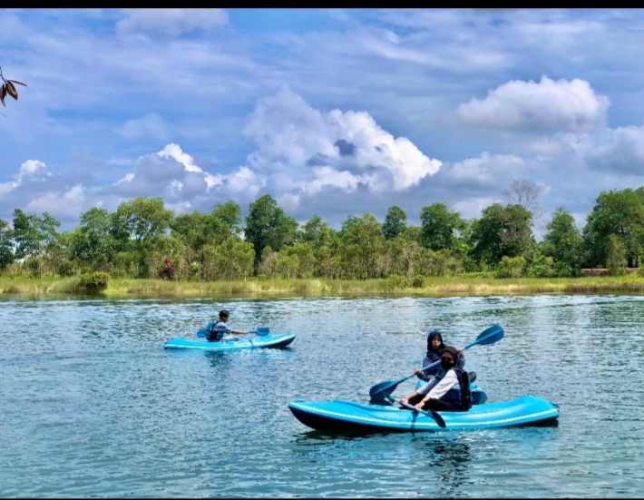 Hidden Gem di Jantung Banjarbaru! Danau Seran, Bekas Tambang yang Kini Jadi Surga Wisata
