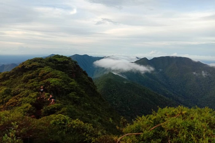 Zero Waste di Gunung Kahung! Sampah Tertinggal Bisa Kena Denda & Blacklist