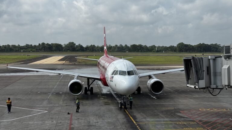 Dari Bali Sampai Jakarta, Tiket ke Banjarmasin Ludes, Warga Kalsel Terjebak di Luar Daerah