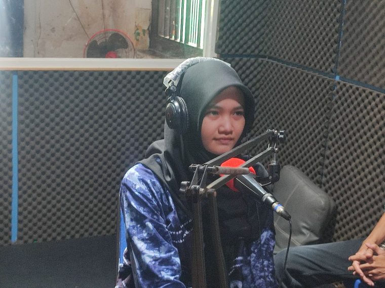 Kisah Inspiratif Adel, Siswi MA Hidayatullah Martapura yang Akan Kibarkan Sang Saka Merah Putih di Istana Merdeka