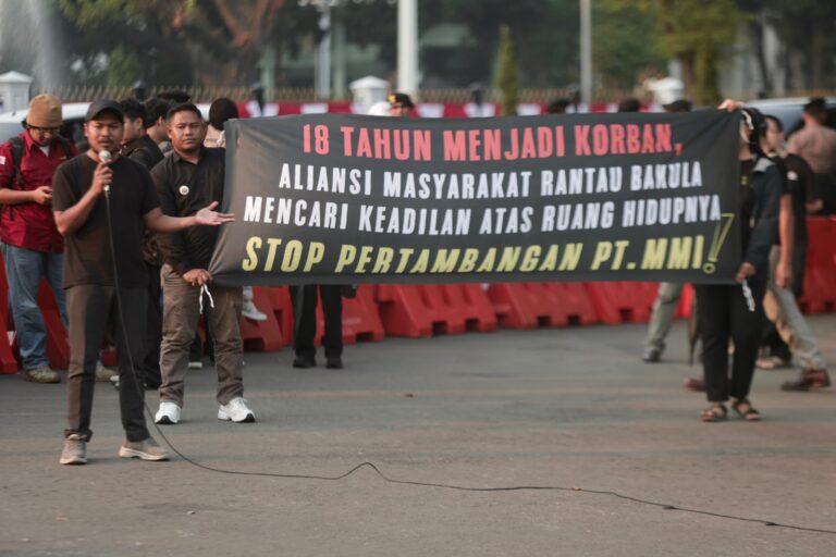 Bertahan 18 Tahun, Warga Rantau Bakula Mengadu ke DPR RI: Air Mengering, Rumah Retak, Debu Batu Bara Masuk Rumah