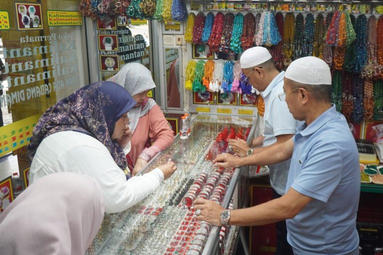 Wisatawan Malaysia Ramai-Ramai ke Banjar, Pasar CBS dan Lok Baintan Jadi Tujuan