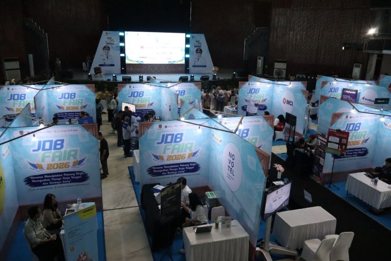 BLK Kalsel Unjuk Karya di Job Fair 2026, Perkenalkan Lulusan Berkompeten dan Platform Lowongan Kerja