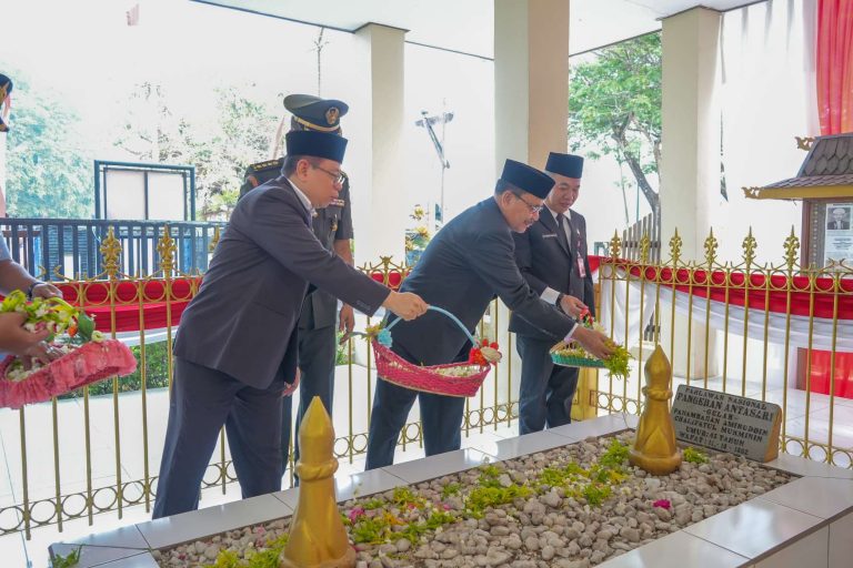 Peringatan 164 Tahun Wafat nya Pangeran Antasari, Supian HK: Semangat Waja Sampai Kaputing Tak Boleh Padam!