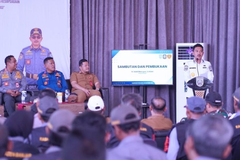100 Anggota Satlinmas Ikuti Pelatihan Dasar, Bupati Banjar Tekankan Soliditas dan Kompetensi